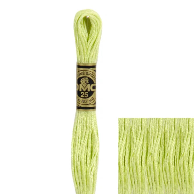 REF. 117MC FILO DA RICAMO MOULINÉ SPÉCIAL DMC - 8MT