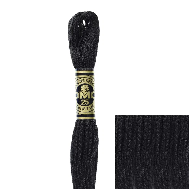 REF. 117MC FILO DA RICAMO MOULINÉ SPÉCIAL DMC - 8MT