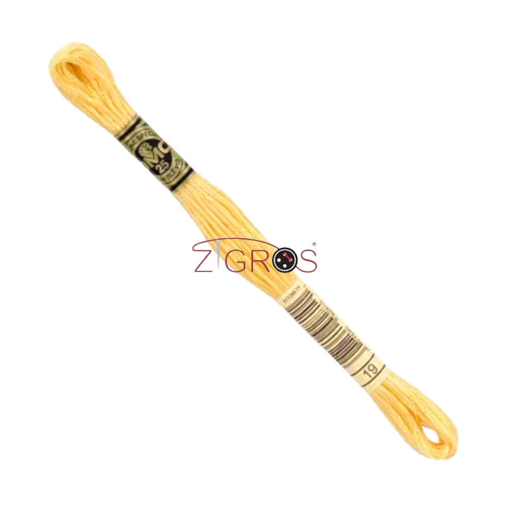 REF. 117MC FILO DA RICAMO MOULINÉ SPÉCIAL DMC - 8MT