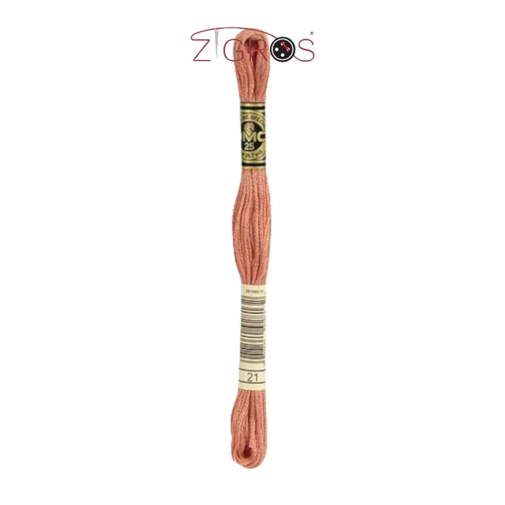 REF. 117MC FILO DA RICAMO MOULINÉ SPÉCIAL DMC - 8MT