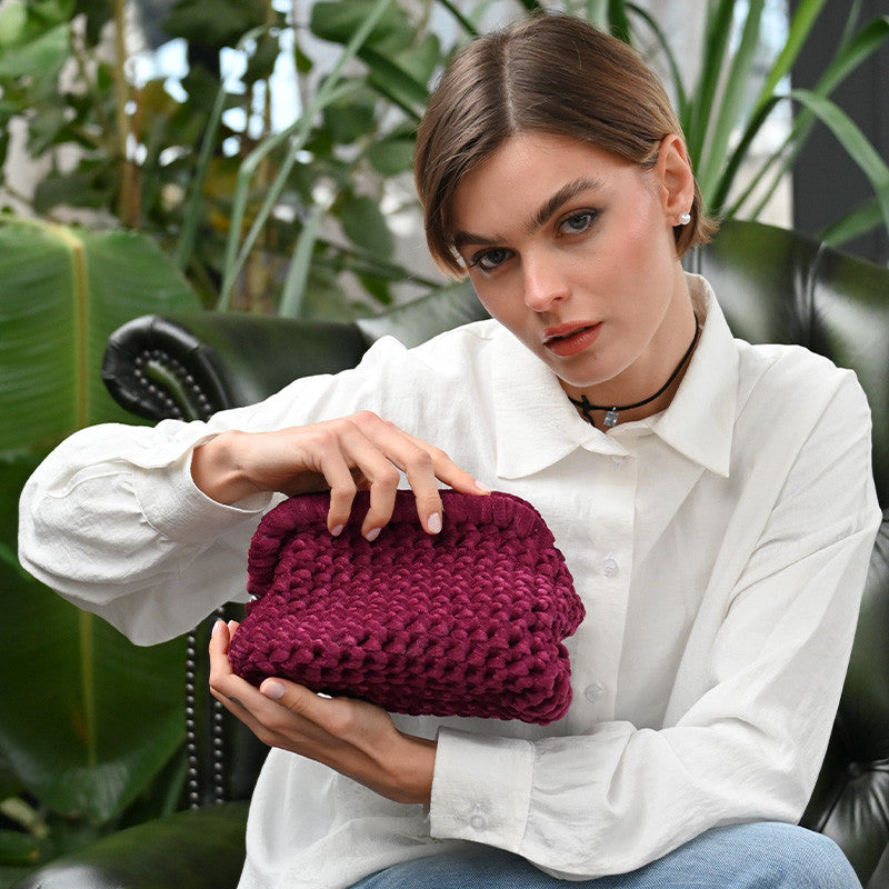 VELVET BAG - MONDIAL 200 g / 40 m, composizione 90% microfibra di poliestere e 10% elastan,
