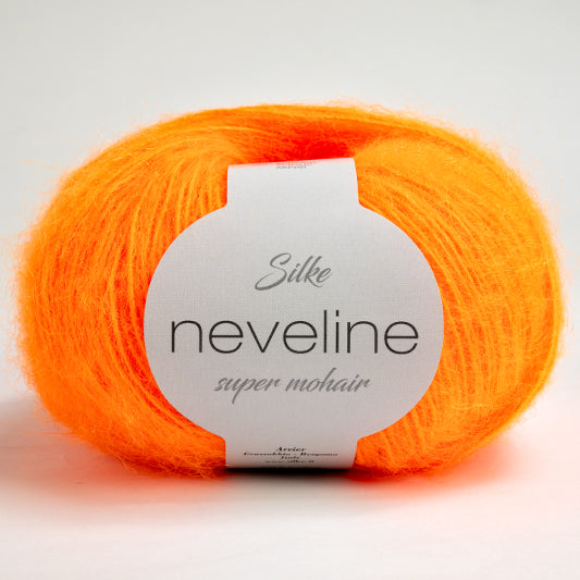 NEVELINE 60% MOHAIR • 40% ACRILICO